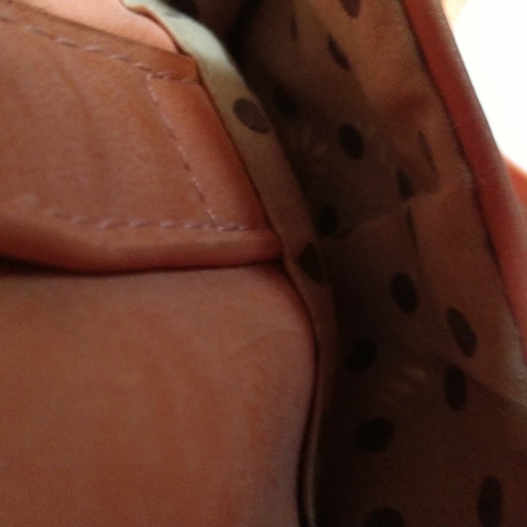 Cute VEGAN Leather Cross Body/Wristlet Minibag - Picture 2 of 9